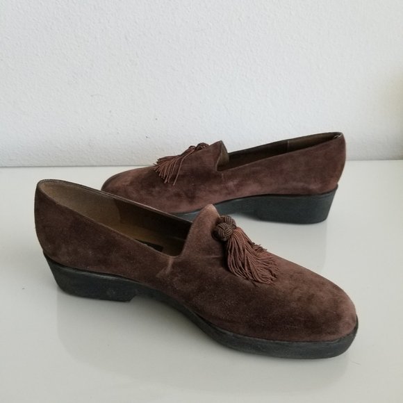 Stuart Weitzman tassel suede loafers choc brown 8M - Picture 2 of 13